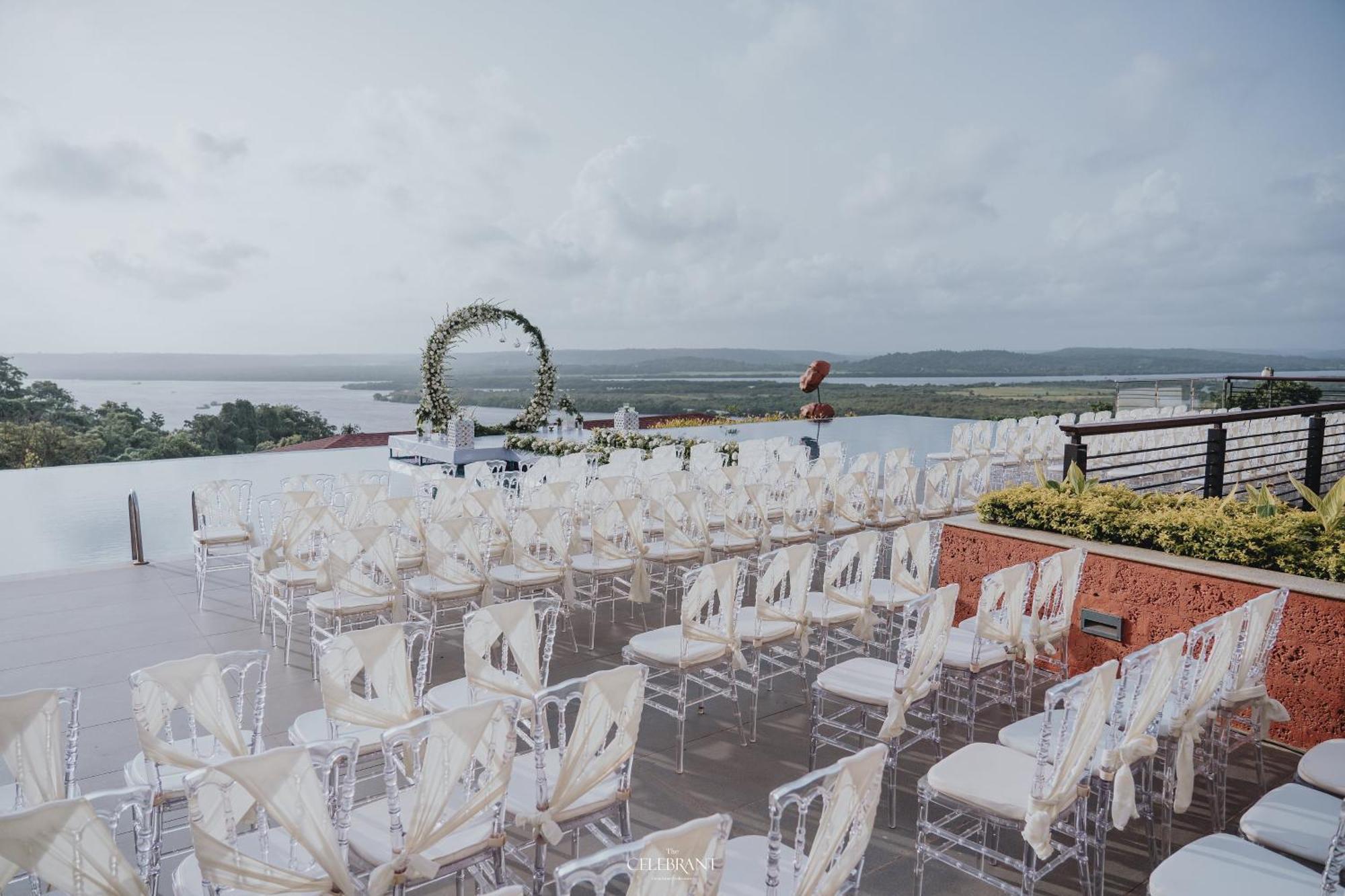Doubletree By Hilton Goa - Panaji Hotell Eksteriør bilde