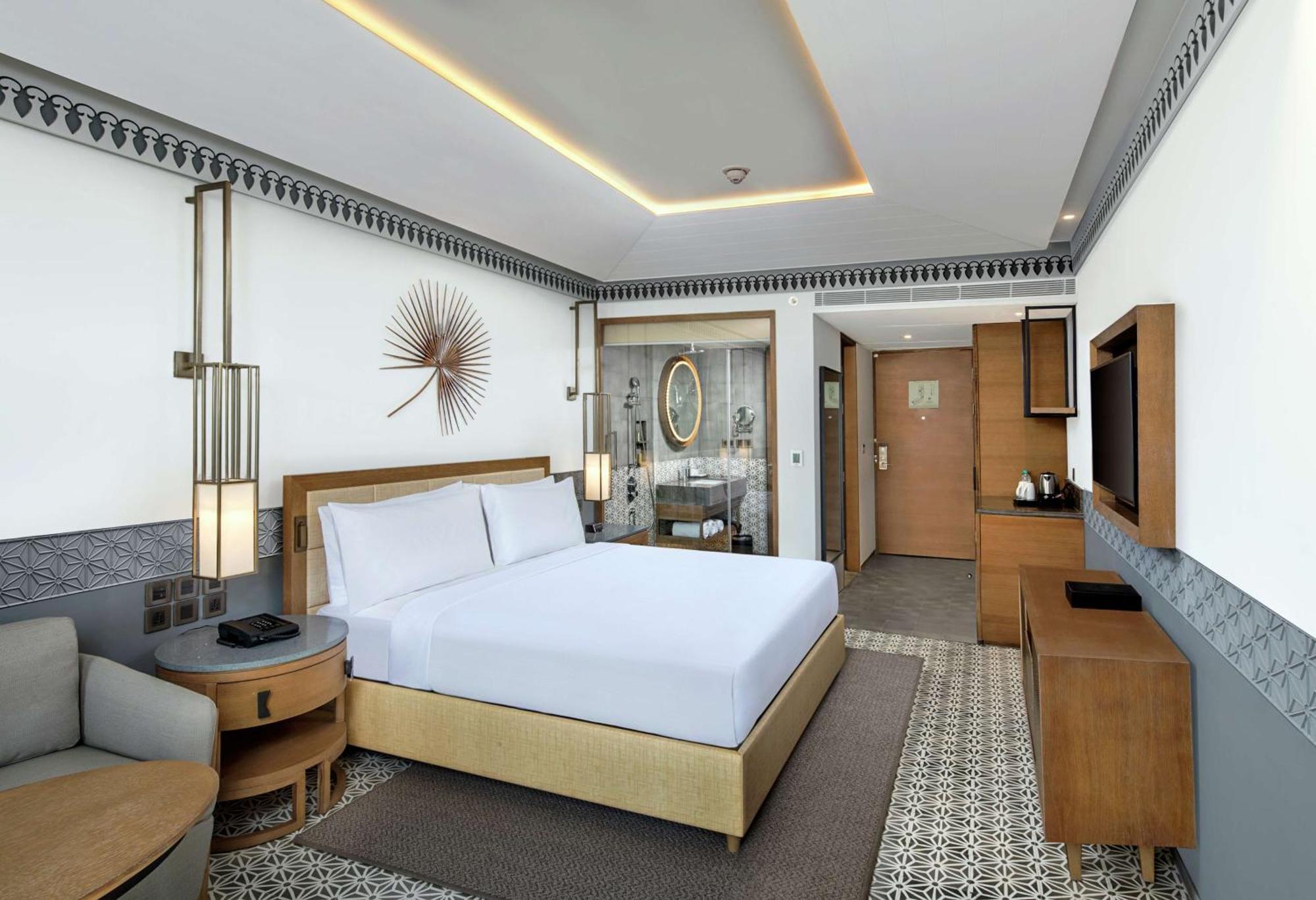 Doubletree By Hilton Goa - Panaji Hotell Eksteriør bilde