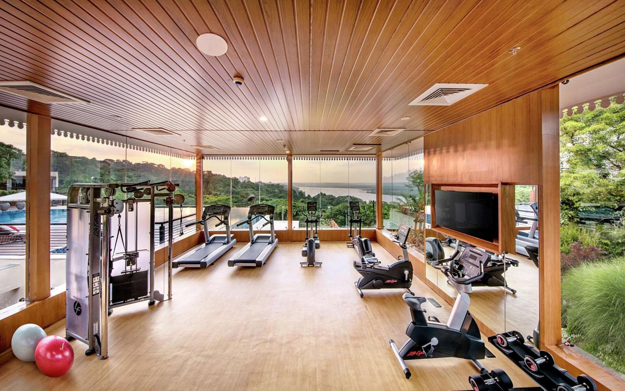 Doubletree By Hilton Goa - Panaji Hotell Eksteriør bilde